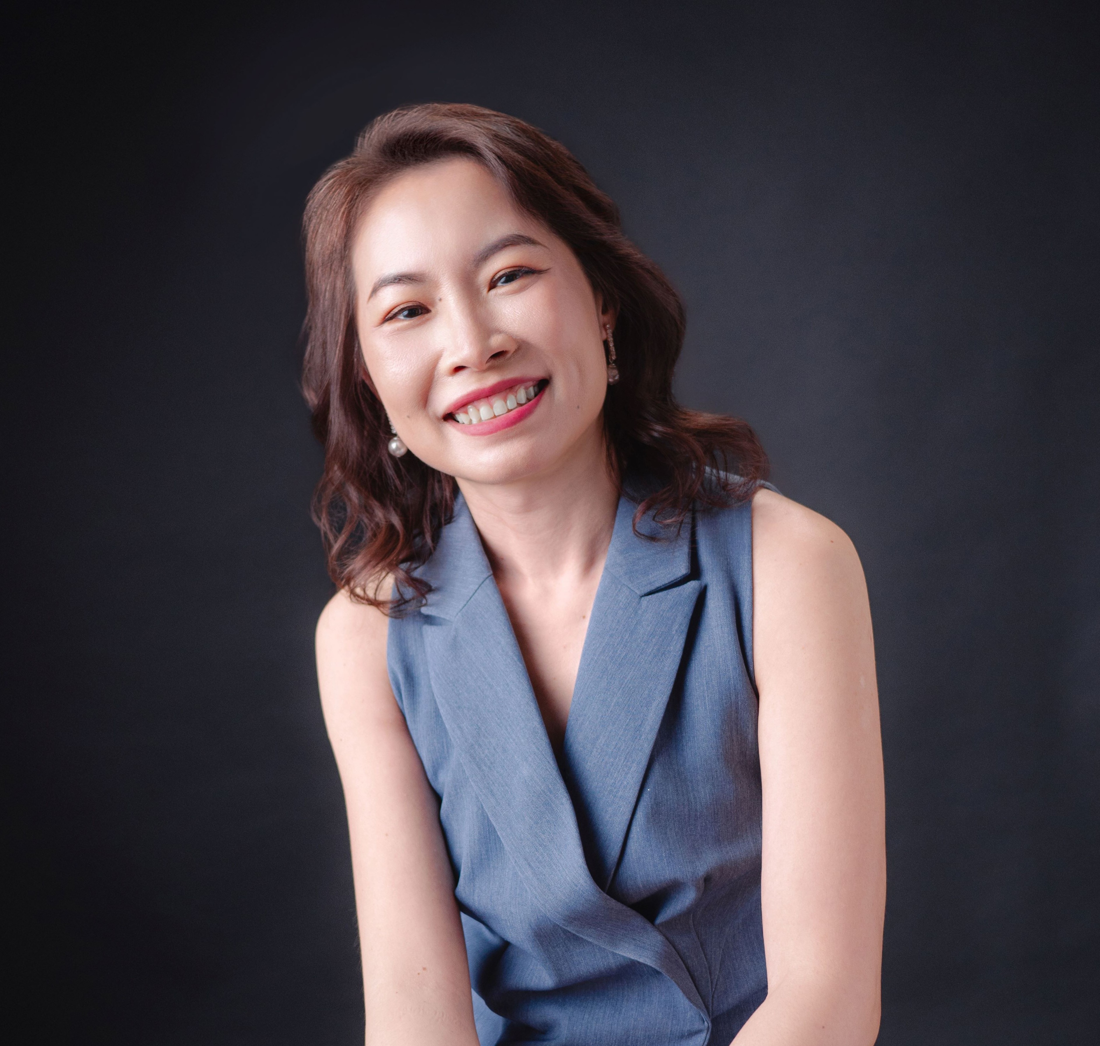 Portrait of Sofie Hon, founder of Hearty Global Institute